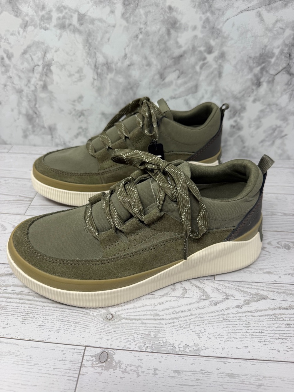 Sorel Olive Green Women's Low-Top Lace-Up Sneakers